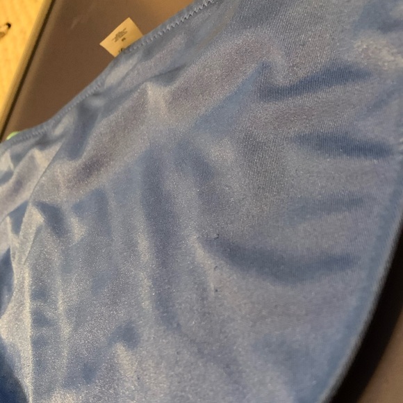 Victoria’s Secret 2-Piece Bandeau Bikini Swim Set - Picture 6 of 7